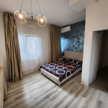 Grand 4-bedrooms Tourist Rosetti Бухарест