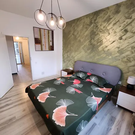 Grand 4-bedrooms Tourist Rosetti Бухарест